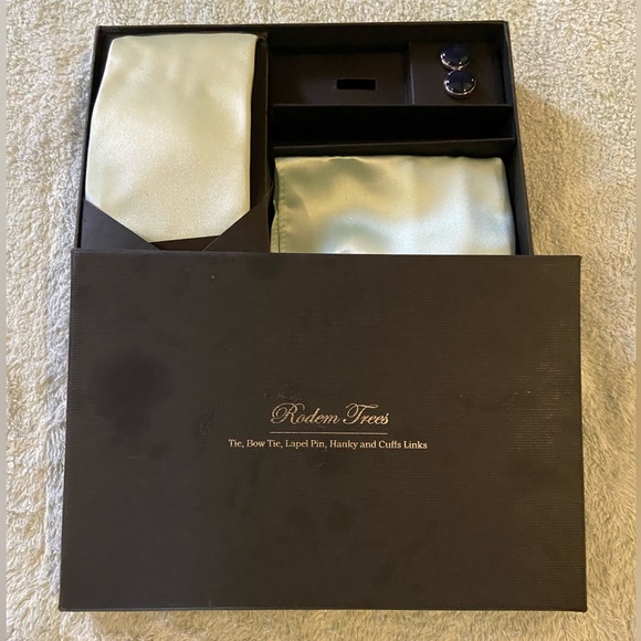 Rodeo Trees Box Set Men’s - Picture 2 of 4